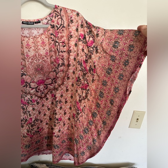 Tolani Collection Petite Printed Woven Caftan Tunic Pink Floral Bird size MP - Picture 3 of 11